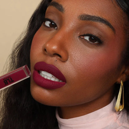 Glossiq™ Liquid Matte Lipstick