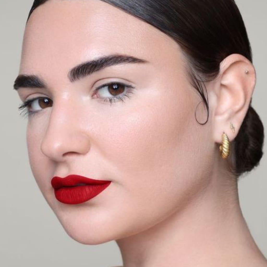 Glossiq™ Liquid Matte Lipstick